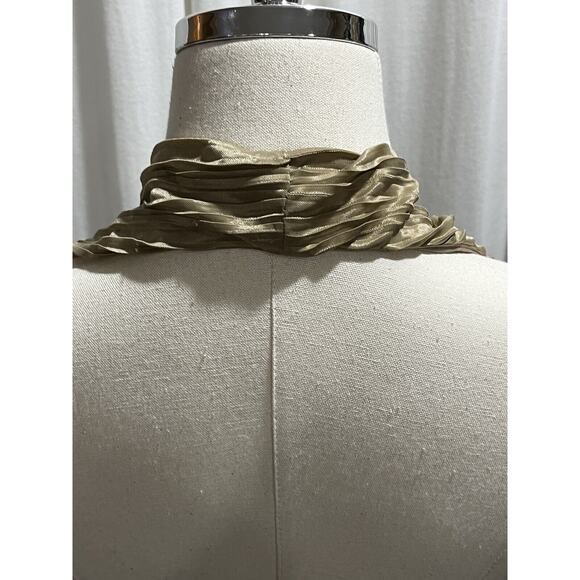 STELLA & JAMIE NEW NWT Black and Champagne Pleated Halter Open Back Dress Small - Picture 10 of 16